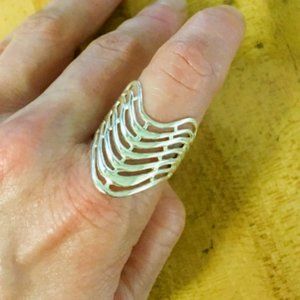 Asymmetric Ribbed Wave HAN Sterling Silver Ring Size 8.5